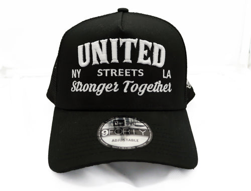 UNITED STREETS - STRONGER TOGETHER TRUCKER (Black/White)
