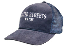 Load image into Gallery viewer, USNY Smaragd Corduroy Timberline Trucker Snapback